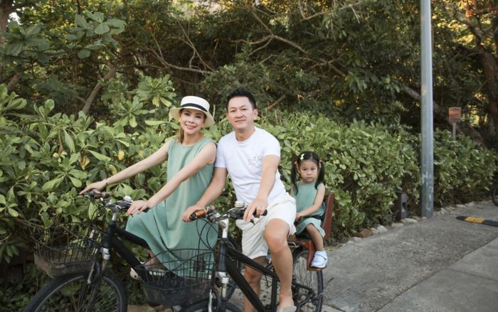 Vừa trở về Việt Nam, Thanh Thảo cùng chồng con du lịch khắp nơi