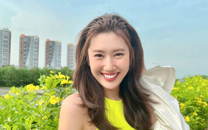 Cư dân mạng đã tìm ra được 'người ấy' của Thúy Ngân?