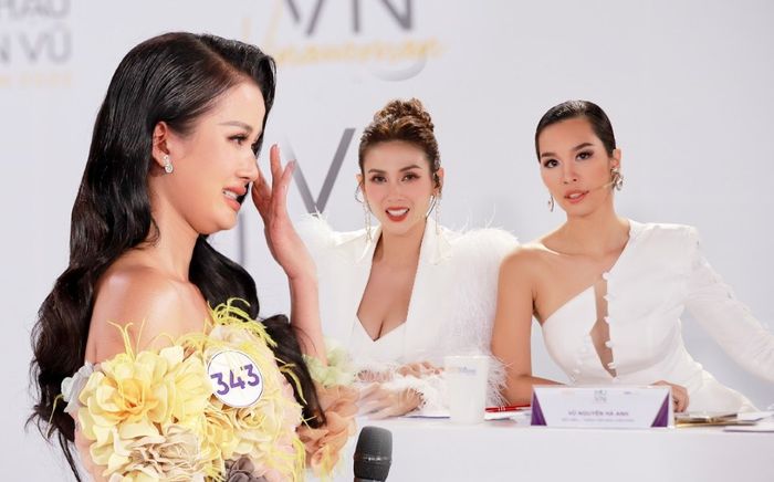 Hương Ly 'xổ' tiếng Anh bị Hà Anh chê thẳng mặt: 'Từ vựng của em nghe không sang'