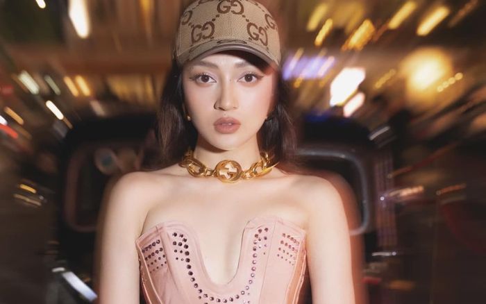 Bị chê thiếu chuyên nghiệp trong sự kiện lớn, Bảo Anh nói gì?