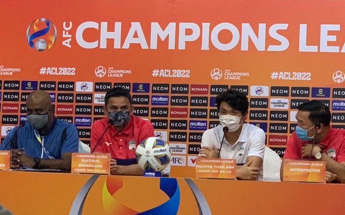 Tuấn Anh trả lời bằng tiếng Anh trước ngày CLB HAGL đá AFC Champions League 2022