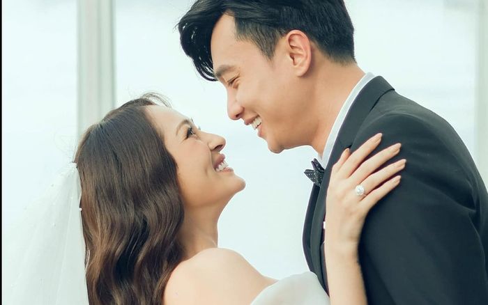 Quốc Trường ghen ra mặt khi Bảo Anh đăng hình với trai lạ