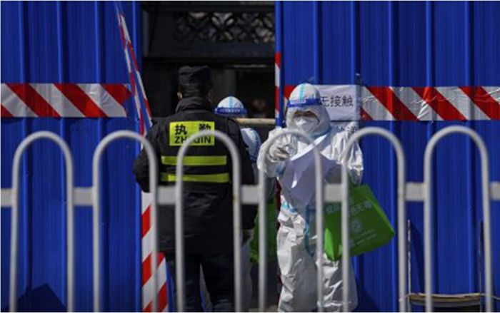 Trung Quốc lần đầu tiên ghi nhận gần 30.000 ca mắc mới COVID-19/ngày