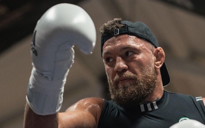 'Gã điên' MMA Conor McGregor tái xuất sau chấn thương chân nghiêm trọng