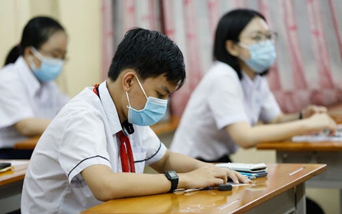 Công bố chỉ tiêu tuyển sinh lớp 10 các trường, lớp chuyên tại TP.HCM