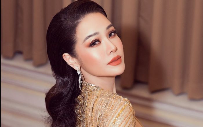 Sau Angela Phương Trinh, Nhật Kim Anh bất ngờ khoe body cơ bắp cuồn cuộn