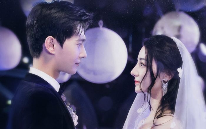 Rộ tin Dương Dương và Địch Lệ Nhiệt Ba đóng chung trong dự án chuyển thể Khó Dỗ Dành?