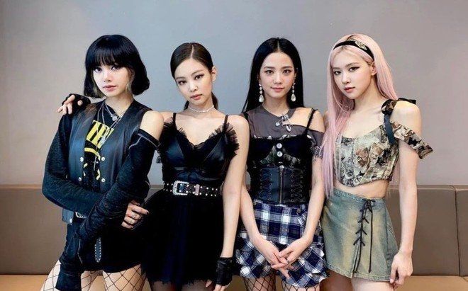Nhan sắc Blackpink thuở 'xì tin': Ai là người thay đổi nhiều nhất?