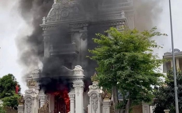 Vụ cháy biệt thự trăm tỷ ở Quảng Ninh: Camera ghi lại hành động bất ngờ của nữ chủ nhà