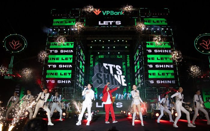 Đại nhạc hội Light Up Viet Nam do VPBank tổ chức chinh phục thành công giới trẻ
