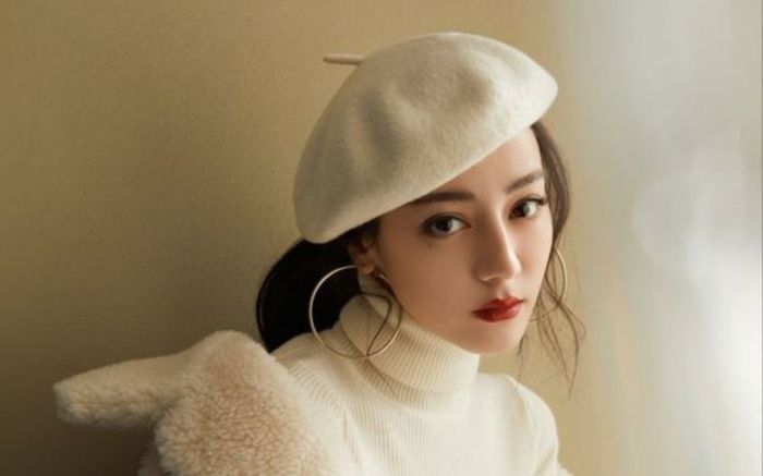 Rộ tin Địch Lệ Nhiệt Ba đang đẩy nhanh lựa chọn kịch bản vì không còn 'hàng tồn'?