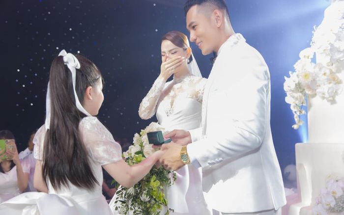 Những sao Việt âm thầm sinh con