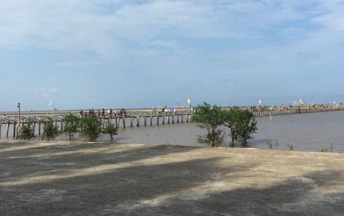 Bàng hoàng phát hiện thi thể không đầu ở bãi biển Cồn Vành