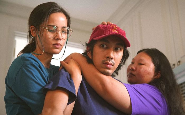 Cười nghiêng ngả với câu chuyện tình yêu kỳ quặc trong phim 'Fast And Feel Love - Tăng Tốc Về Phía Em'