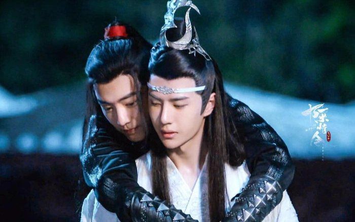 Vương Nhất Bác từng chăm sóc Tiêu Chiến như người tình, còn sẵn sàng 'chịu khổ' thay