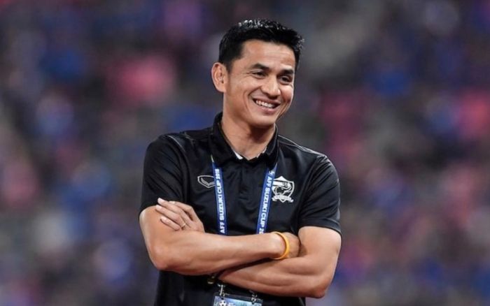 Kiatisuk tư vấn đặc biệt cho HLV Polking nhằm giúp U23 Thái Lan giành HCV SEA Games 31