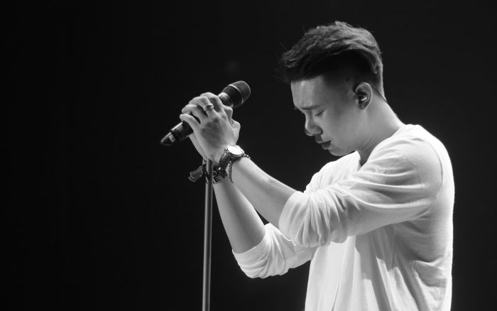 Những lần sao Việt vực dậy cuộc sống từ biến cố nợ nần