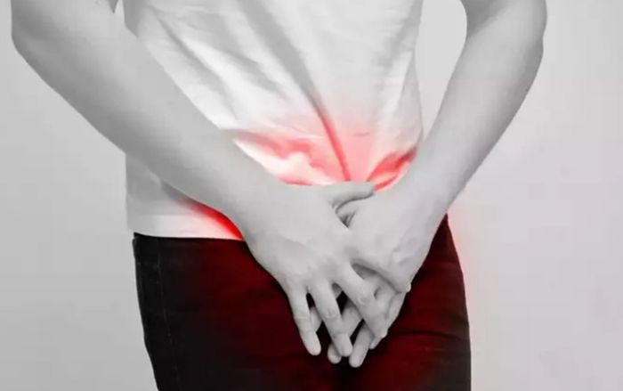 Những dấu hiệu ung thư nam giới thường bỏ qua