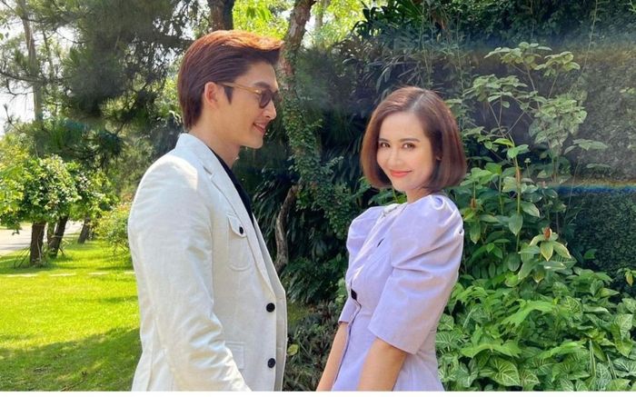 Thương Ngày Nắng Về 2: Khán giả bất ngờ vì cảnh hôn của Huyền Lizzie và Đình Tú là 'tự biên tự diễn'