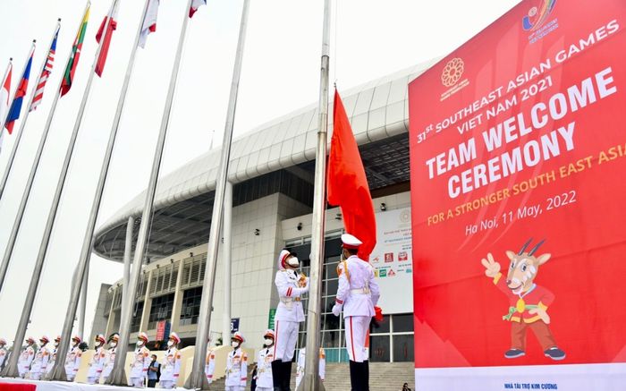 Lễ thượng cờ các đoàn thể thao dự SEA Games 31