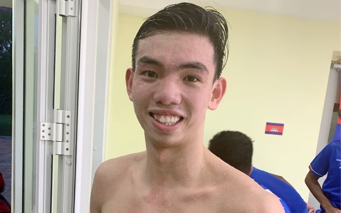 Kình ngư Huy Hoàng vỡ oà cảm xúc với HCV SEA Games 31: Sung sướng vì thắng tại quê nhà!