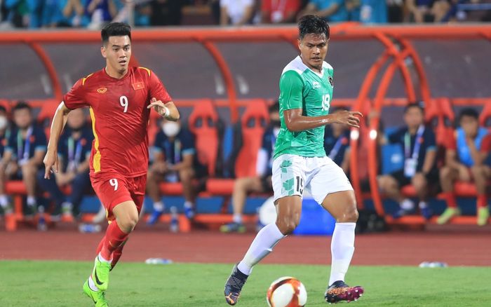 HLV Park Hang Seo: Kinh nghiệm của Tiến Linh sẽ giúp Việt Nam giải quyết Malaysia