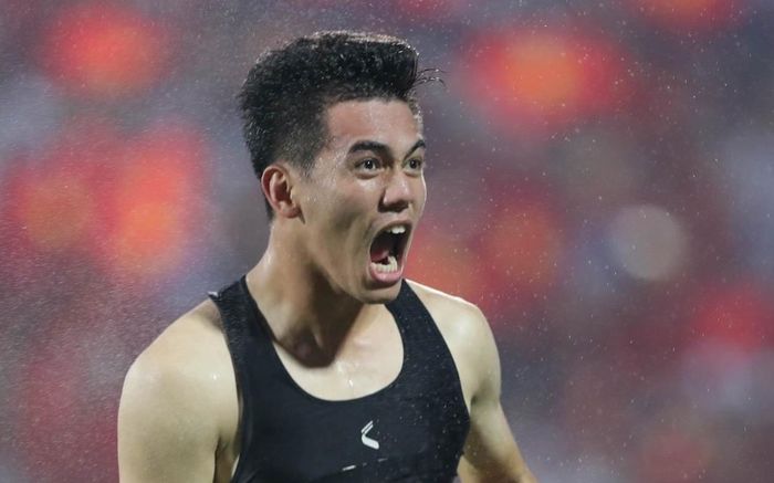 Ông Park không hài lòng Tiến Linh cởi áo và 'công sức toàn đội, có phải riêng của cậu ấy đâu'