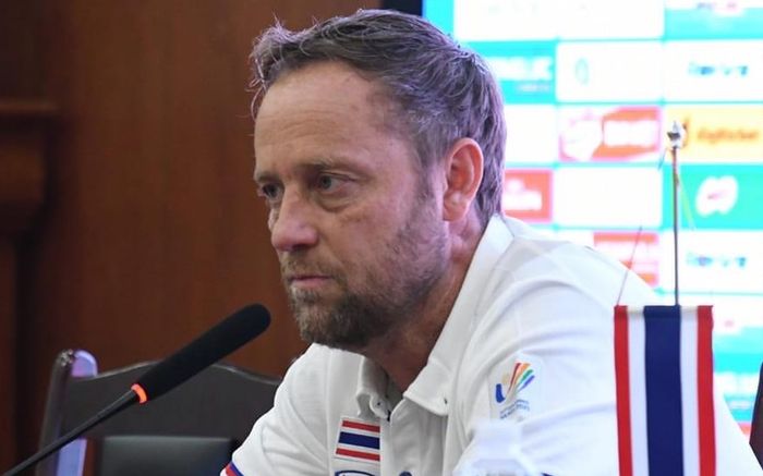 Vì sao HLV Polking là đối thủ đáng sợ nhất của ông Park ở Đông Nam Á?