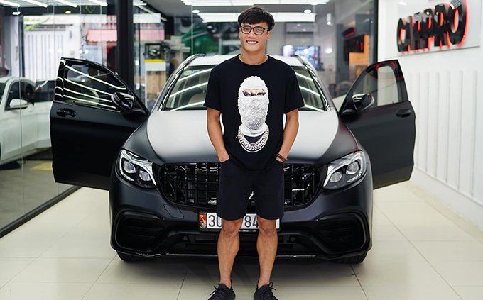 Trước khi lấy vợ, thủ môn Bùi Tiến Dũng giàu 'không phải dạng vừa đâu'