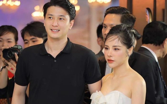 Trước thềm hôn lễ, bạn gái Huỳnh Anh đăng đàn đầy ẩn ý: 'Nhìn thấu, cũng không nhất thiết phải vạch trần'