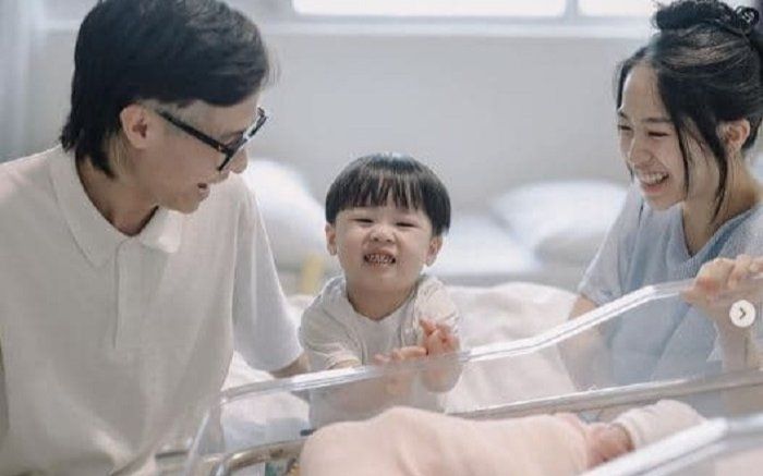 Tiệc đầy tháng cháu ngoại Minh Nhựa khiến dân tình lác mắt: 'Đúng là sinh ra đã ngậm thìa vàng đây mà!'