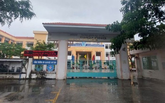 Vụ lộ đề thi học kỳ khiến hàng trăm học sinh phải thi lại: Hiệu trưởng bị phê bình và hạ bậc thi đua