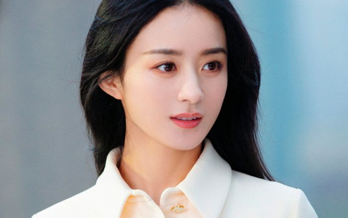 Triệu Lệ Dĩnh từng có hành động này khi người thân đến nhờ vả