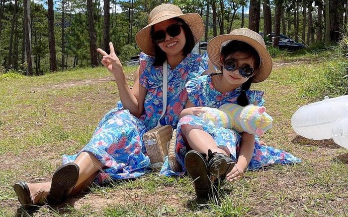 Con gái Mai Phương được bảo mẫu đưa đi du lịch sau thi học kỳ, tiếp nối sứ mệnh chăm sóc thiên thần nhỏ