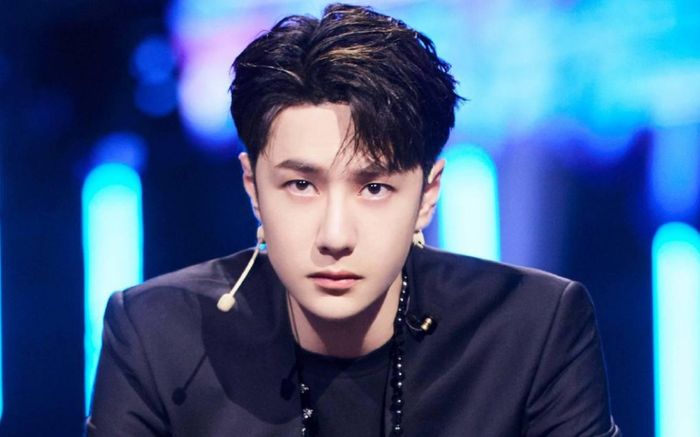 Vương Nhất Bác đóng phim cùng 'ông hoàng phòng vé Trung Quốc'