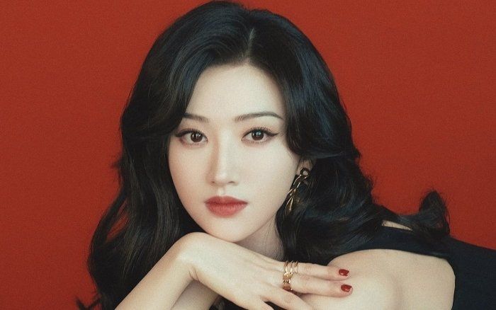 Cảnh Điềm gặp biến căng, lập tức bị một nhãn hàng lớn cho 'bay màu'