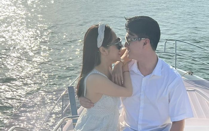 Bạch Lan Phương có động thái mới bên Huỳnh Anh ngầm phủ nhận tin đồn chia tay