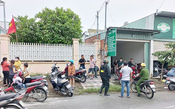 Vợ đi họp phụ huynh về, bàng hoàng phát hiện chồng tử vong trong tư thế treo cổ