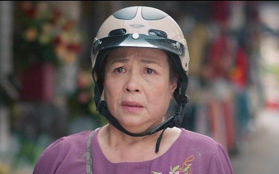 Thương Ngày Nắng Về 2: Nghi vấn bà Nga bị ung thư giai đoạn cuối, Thương mất vị trí 'hãm' nhất phim?
