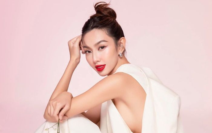 Thùy Tiên lần đầu lên tiếng về đoạn clip xé giấy nợ năm xưa