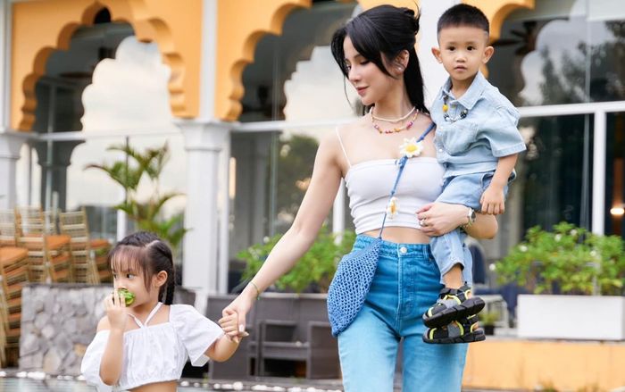 Diệp Lâm Anh nghẹn ngào gửi lời nhắn tới con: 'Các con là ánh sáng trong những ngày tối tăm của mẹ'