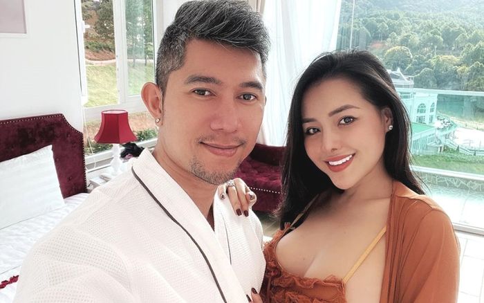 Ngân 98 tuyên bố không thể hy sinh sự nghiệp để sinh con, muốn tìm người 'đẻ mướn'