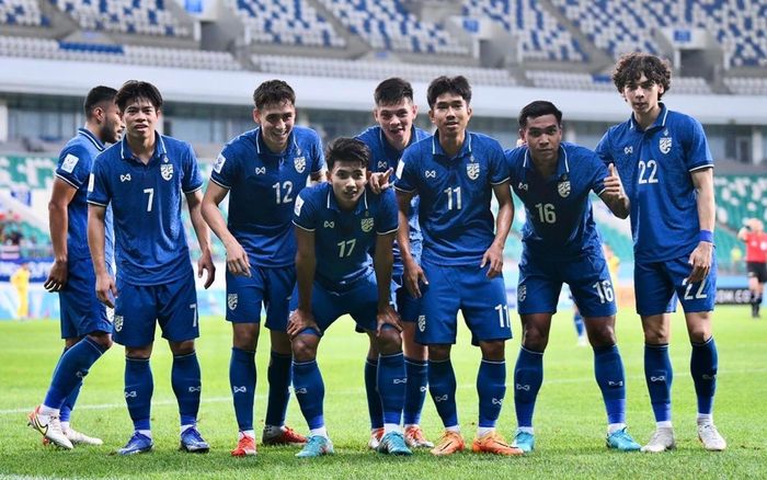 Nhìn lại 'màn bắt tay' gây sốc cả thế giới: U23 Hàn Quốc hãy đá sòng phẳng với Thái Lan