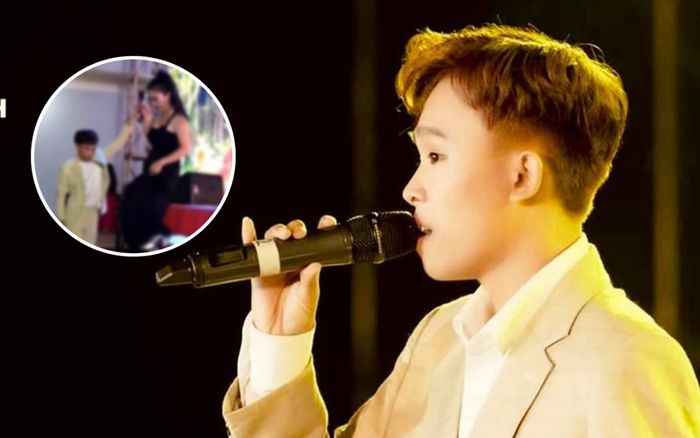 Hồ Văn Cường được khen ngợi vì hành động 'ga lăng' dành cho đàn chị khi đi diễn cùng nhau