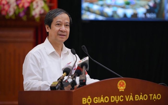 Bộ trưởng GD&ĐT: Dự phòng mọi tình huống có thể xảy ra trong thi tốt nghiệp THPT