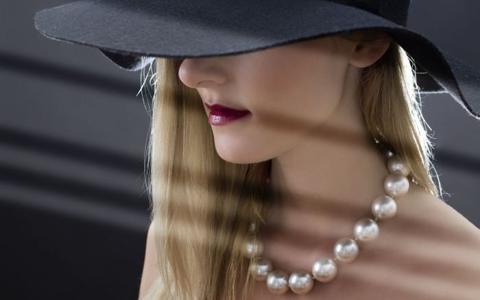 Đại gia giấu tên thẳng tay chi 19 tỷ đồng mua vòng ngọc trai cực hiếm