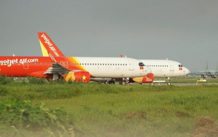 Nhiều hãng hàng không sẽ mở thêm chuyến bay Hà Nội - Đồng Hới để phục vụ người dân