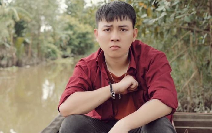 Hoài Lâm lên tiếng khi bị fan đăng đàn 'bóc phốt'