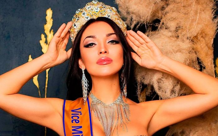 Hoa hậu 34 tuổi đối mặt 20 năm tù giam vì buôn ma túy