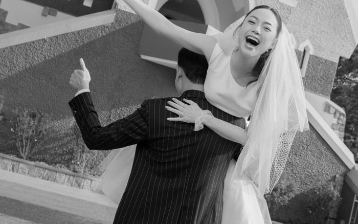 'Nối gót' Ngô Thanh Vân, Minh Hằng khoe ảnh cưới trên bìa tạp chí, đây là điểm khác biệt